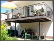 Anbaubalkon mit 2 Tragstützen